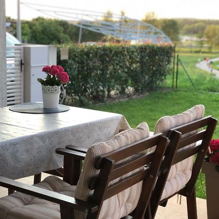 Apartment Vita Funtana Bagian luar foto